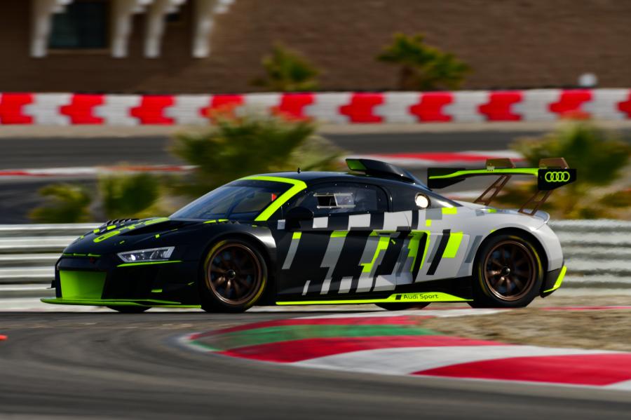  Audi R8 LMS GT2 2019 года  (фото 36 из 40)